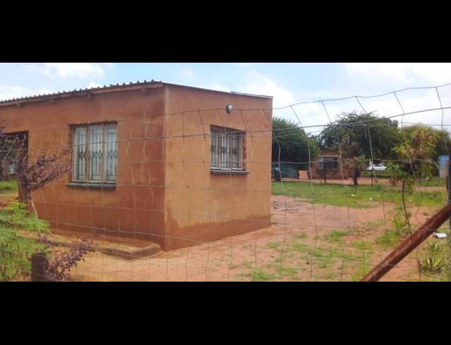 2 BEDROOM HOUSE FOR SALE IN JAKKALAS